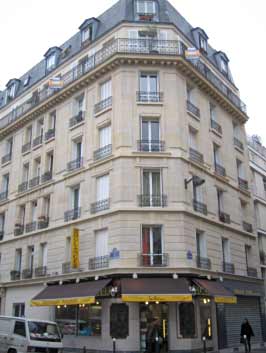 Ravalement de façade sur Paris rue des Volontaires, Pendant